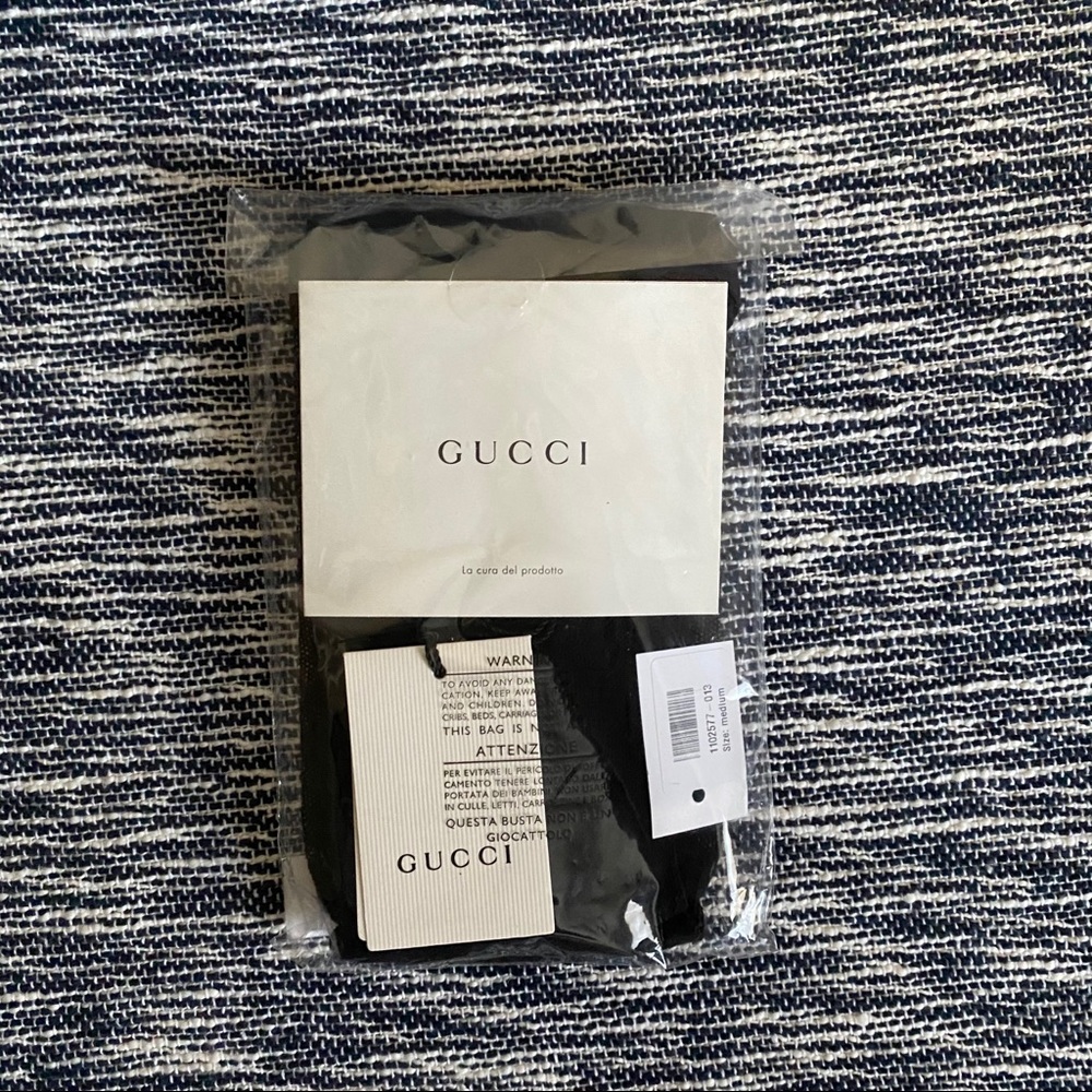 NWT GUCCI Interlocking Fishnet Tights & Gift Box